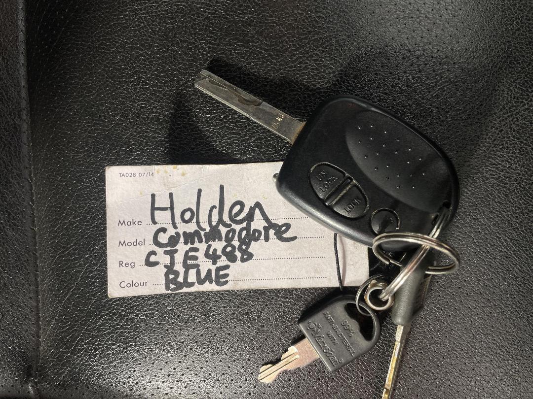 Photo '22' of Holden Commodore