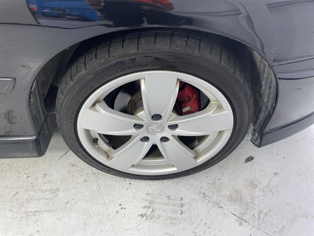 Photo '9' of Holden Commodore