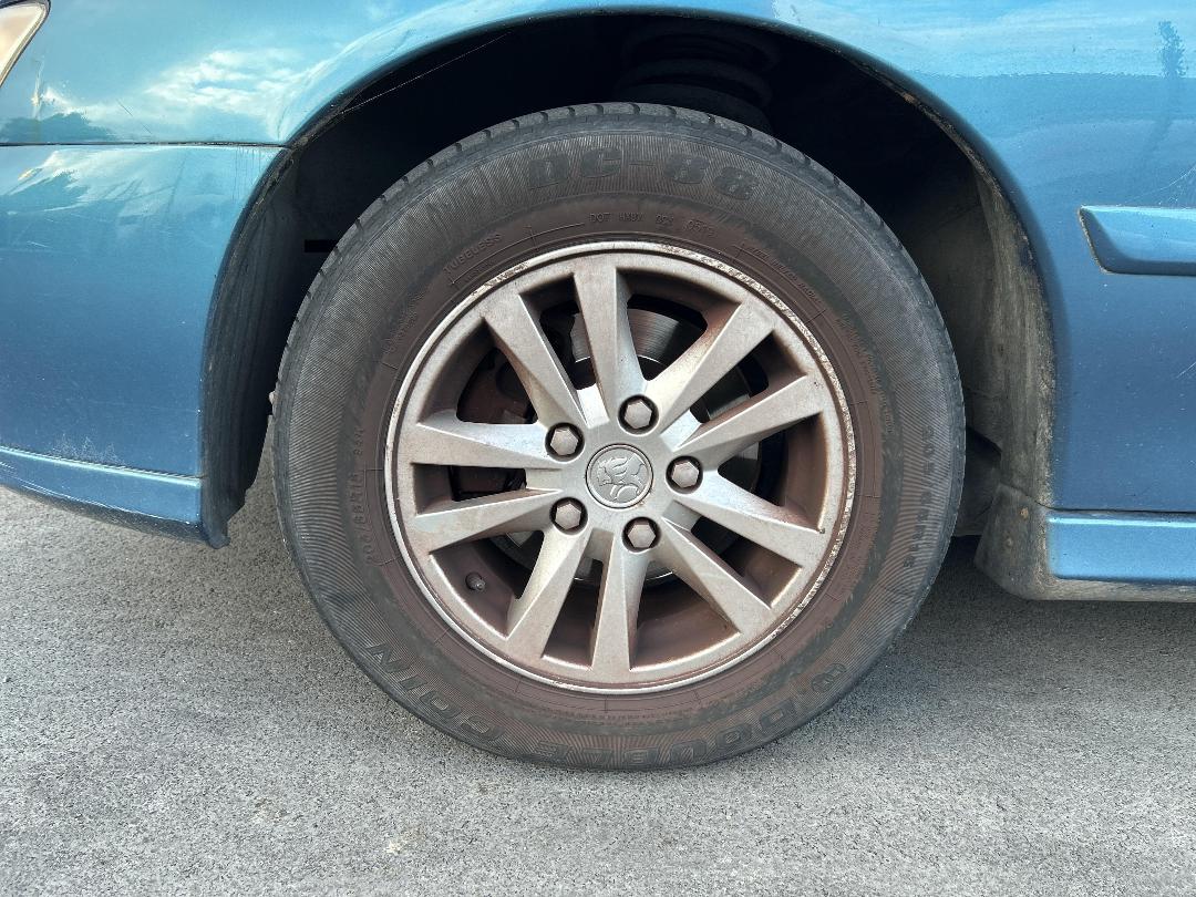 Photo '5' of Holden Commodore Acclaim V6