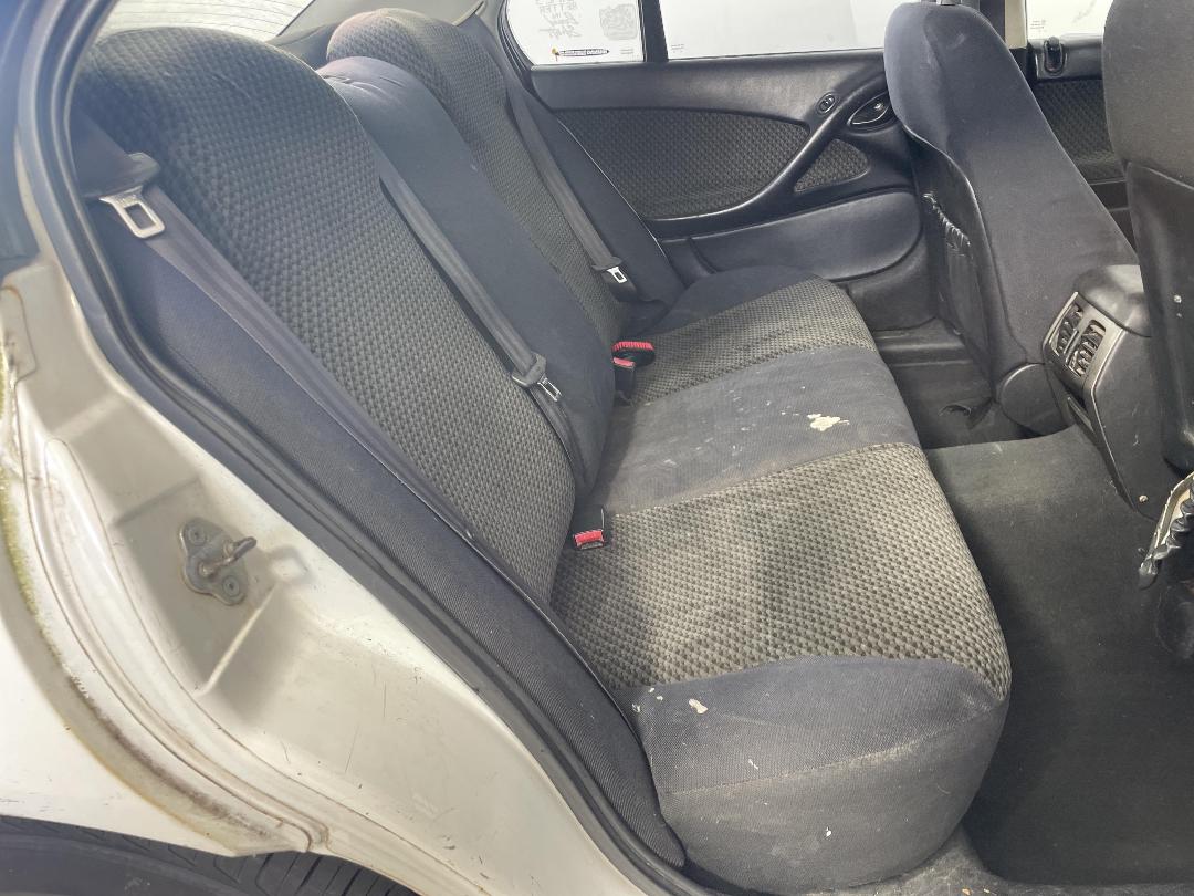 Photo '17' of Holden Commodore Executive V6