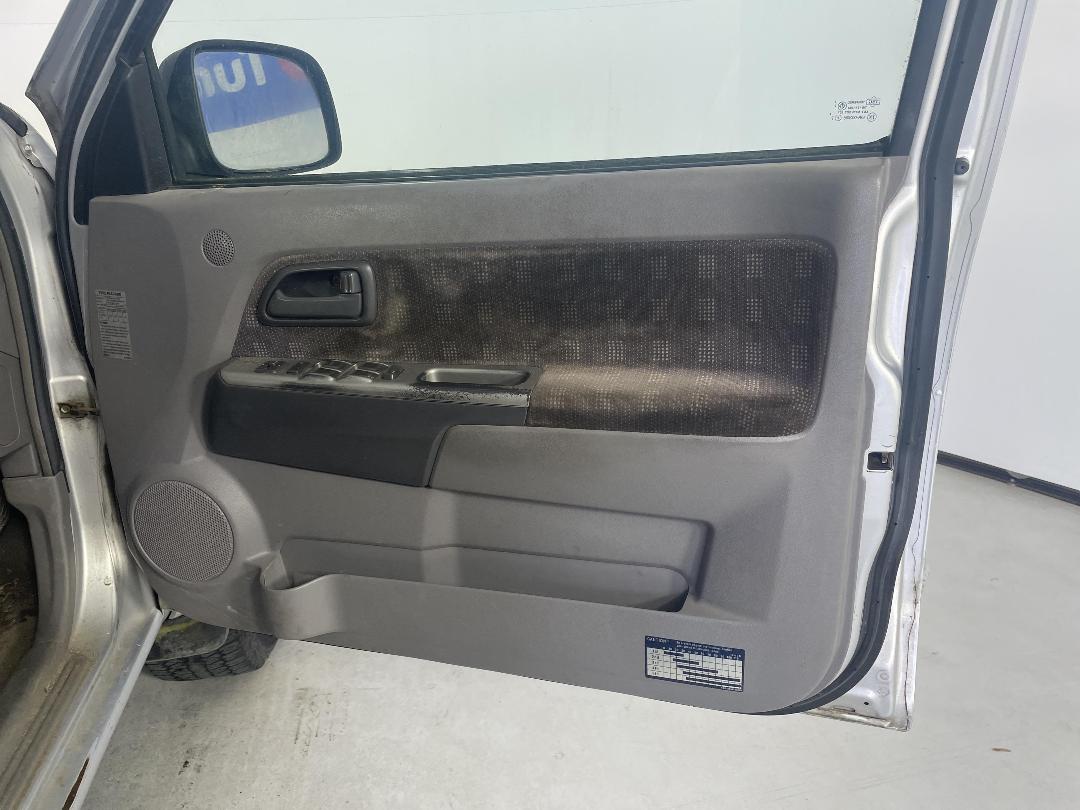 Photo '13' of Holden Rodeo 4X2 LT Crew PU Photo '13' of Holden Rodeo 4X2 LT Crew PU