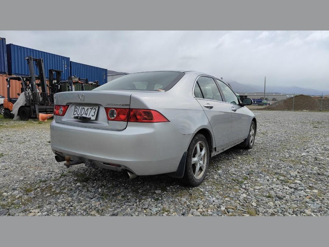 Photo '6' of Honda Accord Euro