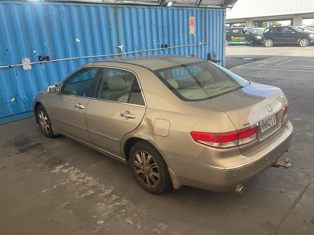 Photo '10' of Honda Accord V6L Photo '10' of Honda Accord V6L