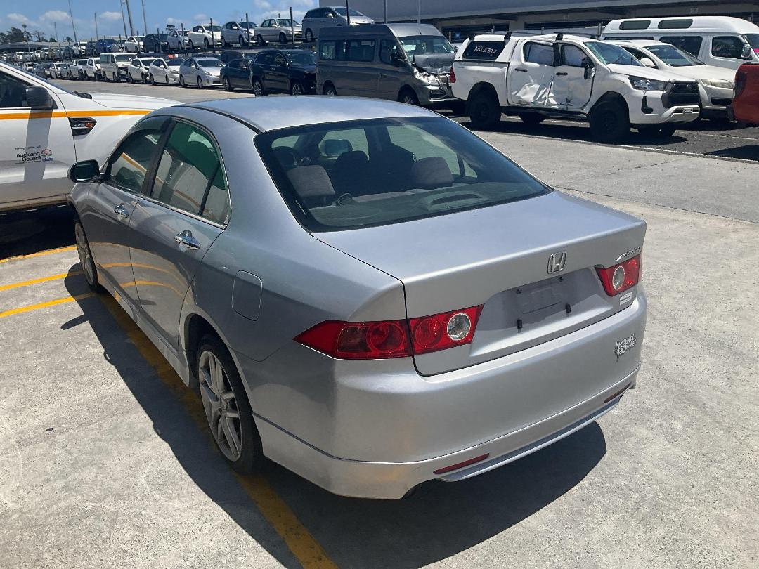 Photo '8' of Honda Accord