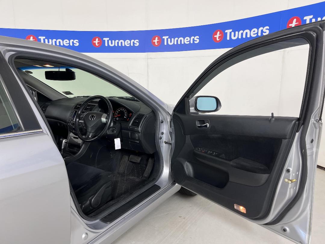 Photo '15' of Honda Accord