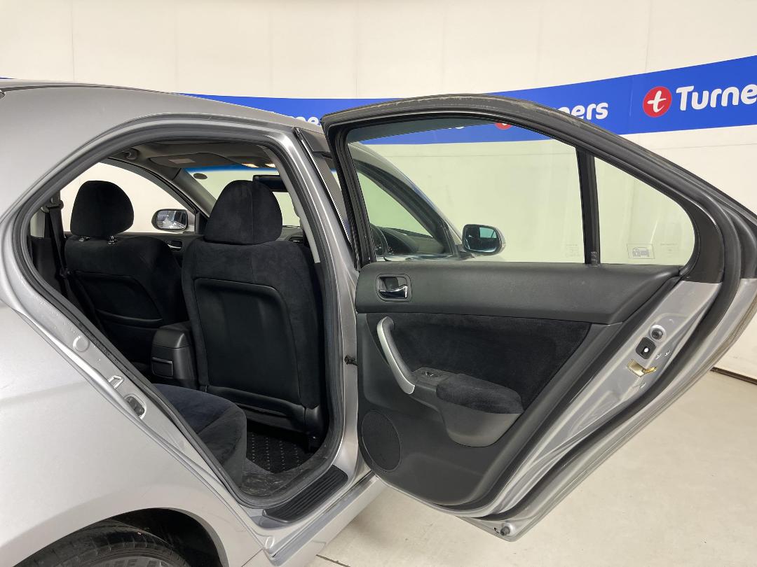 Photo '19' of Honda Accord