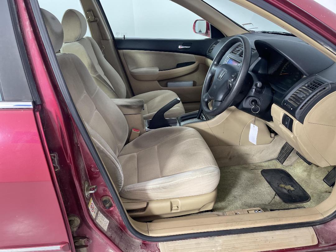 Photo '16' of Honda Accord