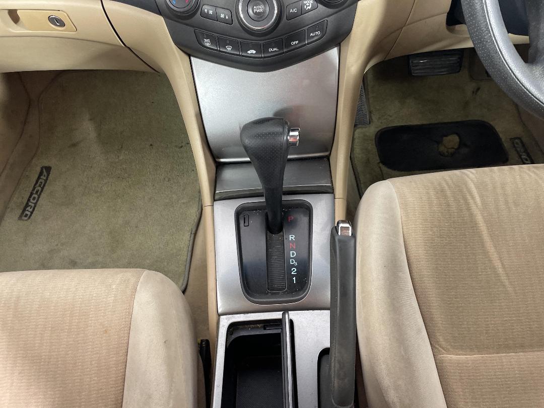 Photo '18' of Honda Accord