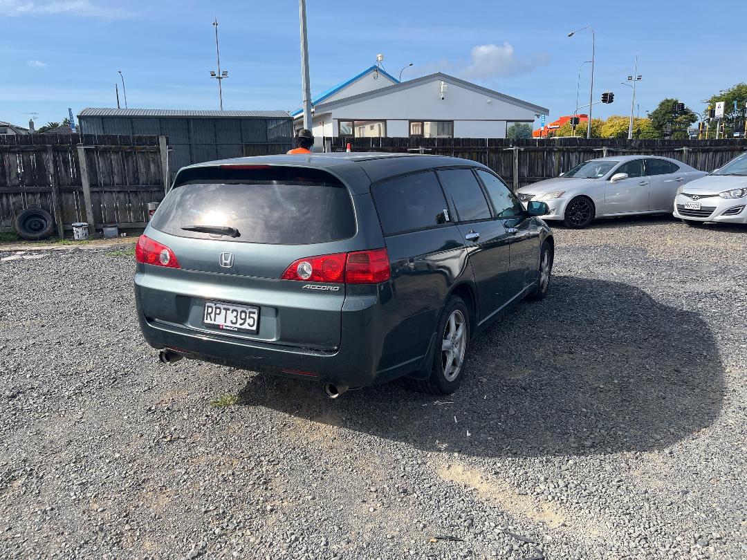 Photo '6' of Honda Accord