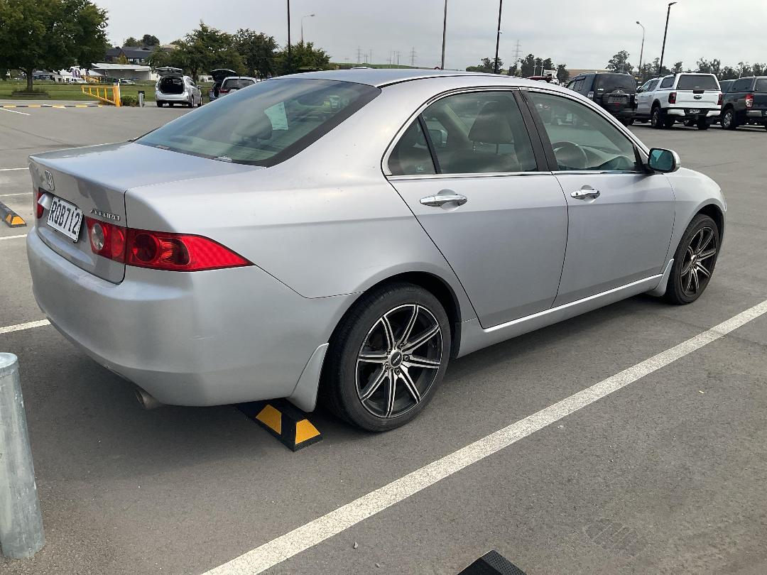 Photo '7' of Honda Accord Photo '7' of Honda Accord