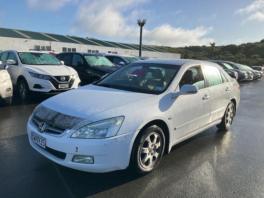 Photo '3' of Honda Accord V6L