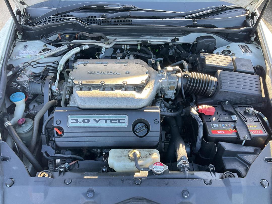 Photo '2' of Honda Accord V6L