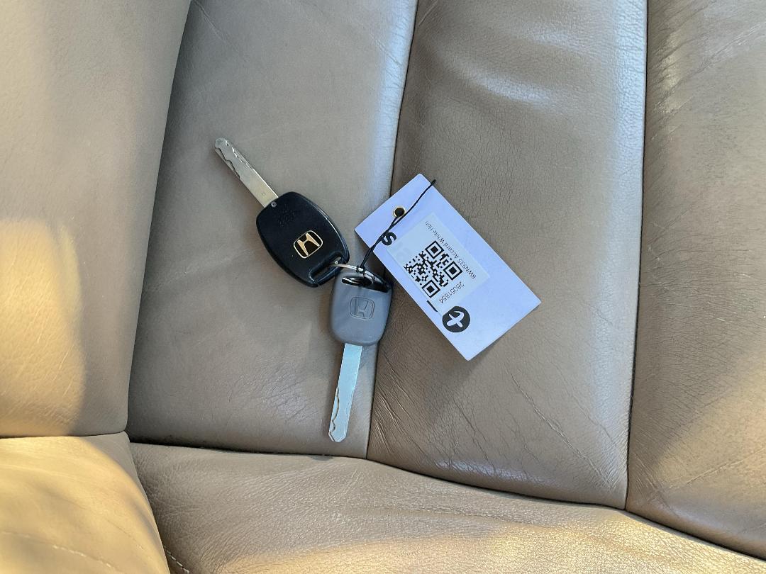 Photo '7' of Honda Accord V6L