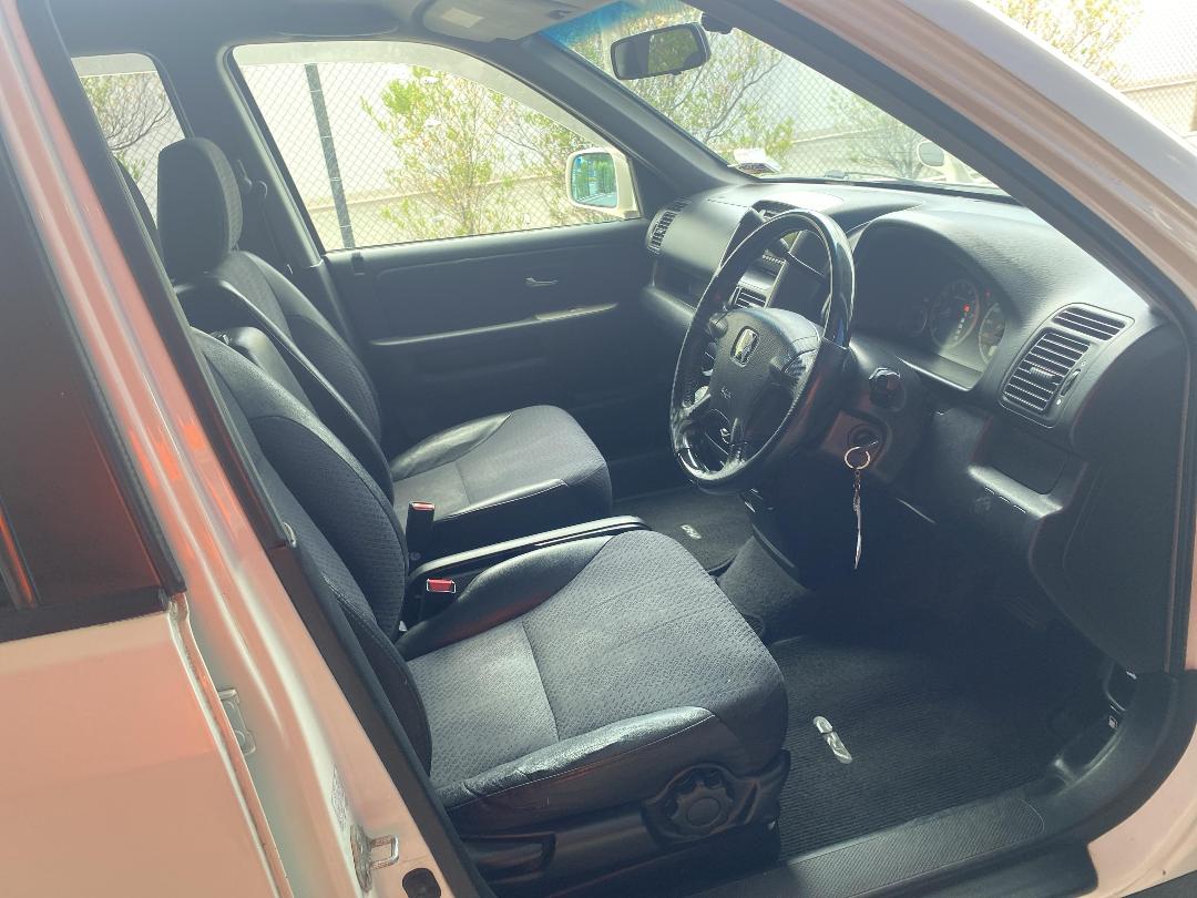 Photo '5' of Honda CRV Photo '5' of Honda CRV