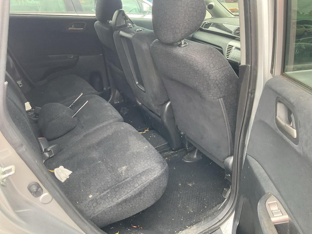 Photo '11' of Honda Edix Photo '11' of Honda Edix