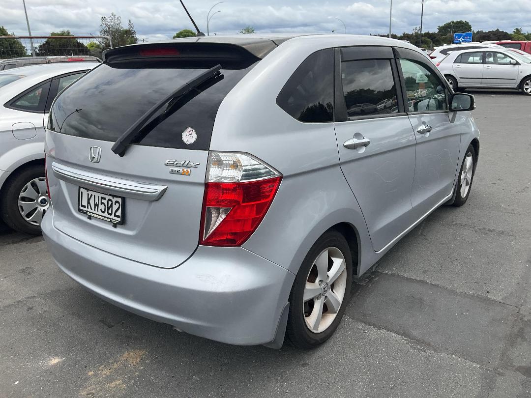 Photo '4' of Honda Edix Photo '4' of Honda Edix