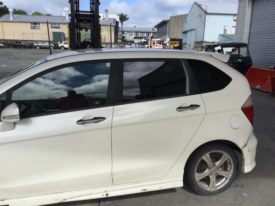 Photo '6' of Honda Edix Photo '6' of Honda Edix