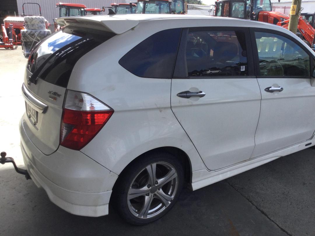 Photo '4' of Honda Edix Photo '4' of Honda Edix