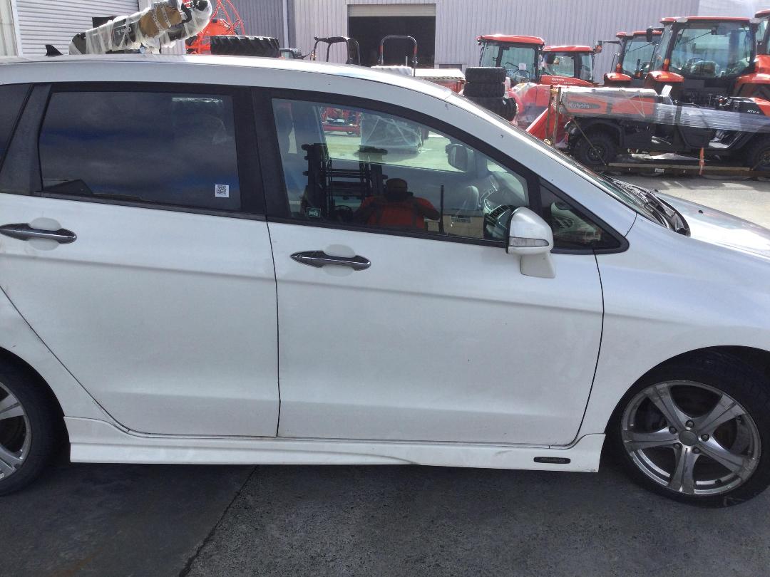 Photo '3' of Honda Edix Photo '3' of Honda Edix