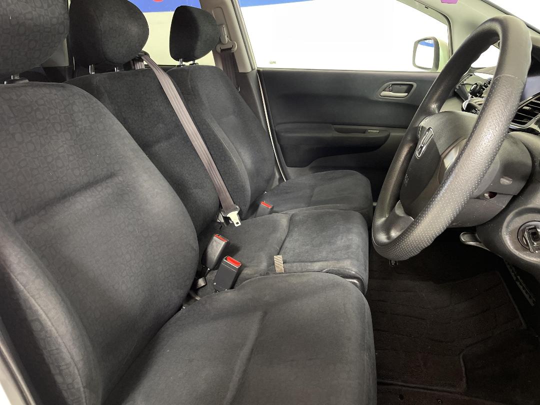 Photo '16' of Honda Edix