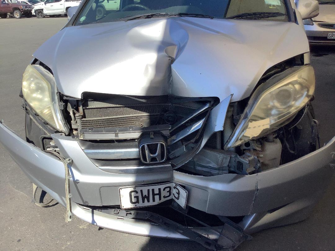 Photo '4' of Honda Edix Photo '4' of Honda Edix