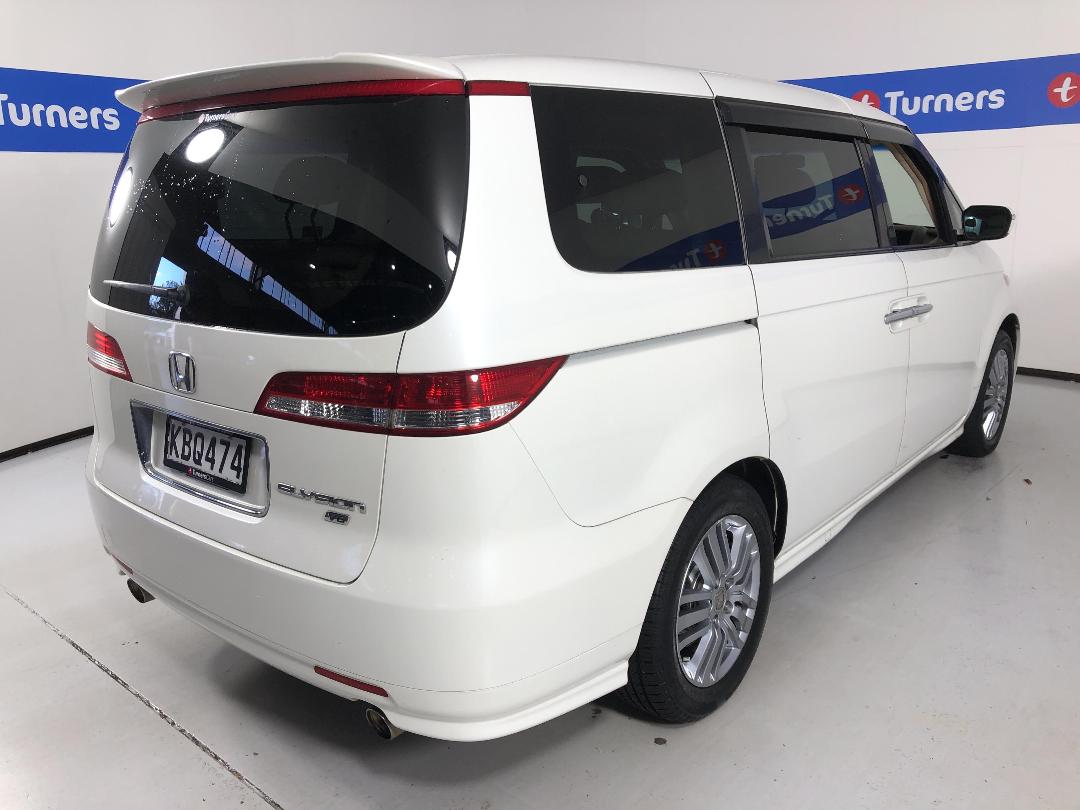 Photo '7' of Honda Elysion