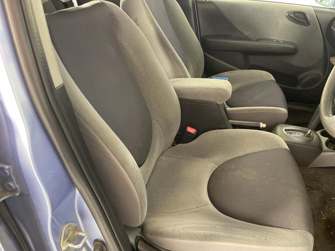 Photo '14' of Honda FIT