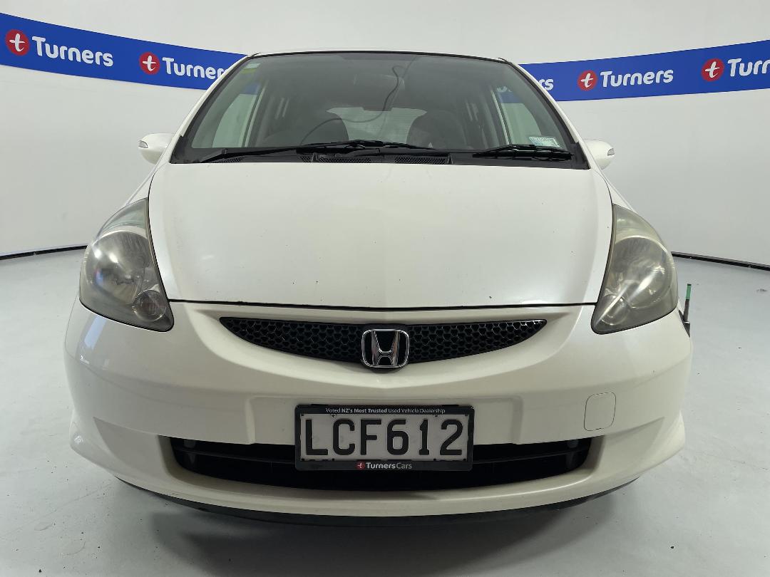 Photo '2' of Honda FIT Photo '2' of Honda FIT