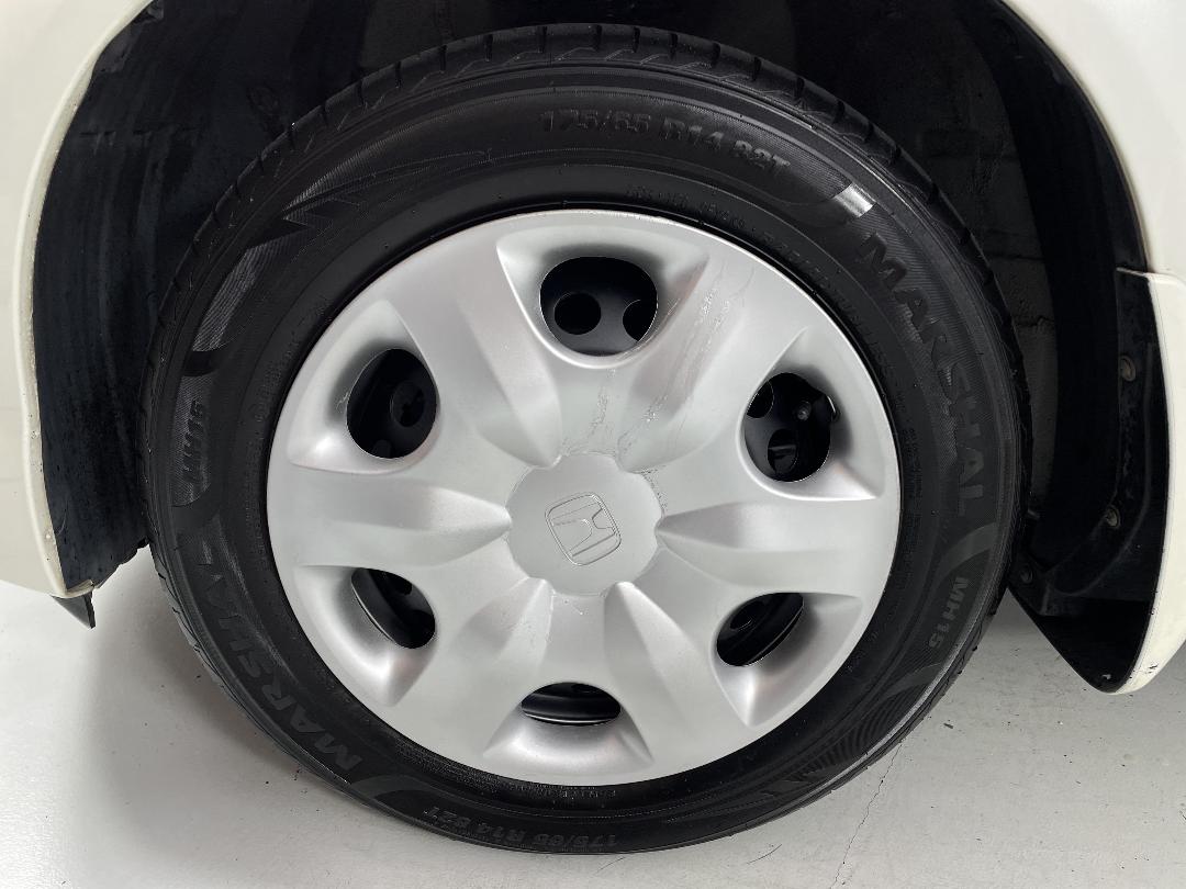 Photo '8' of Honda FIT Photo '8' of Honda FIT