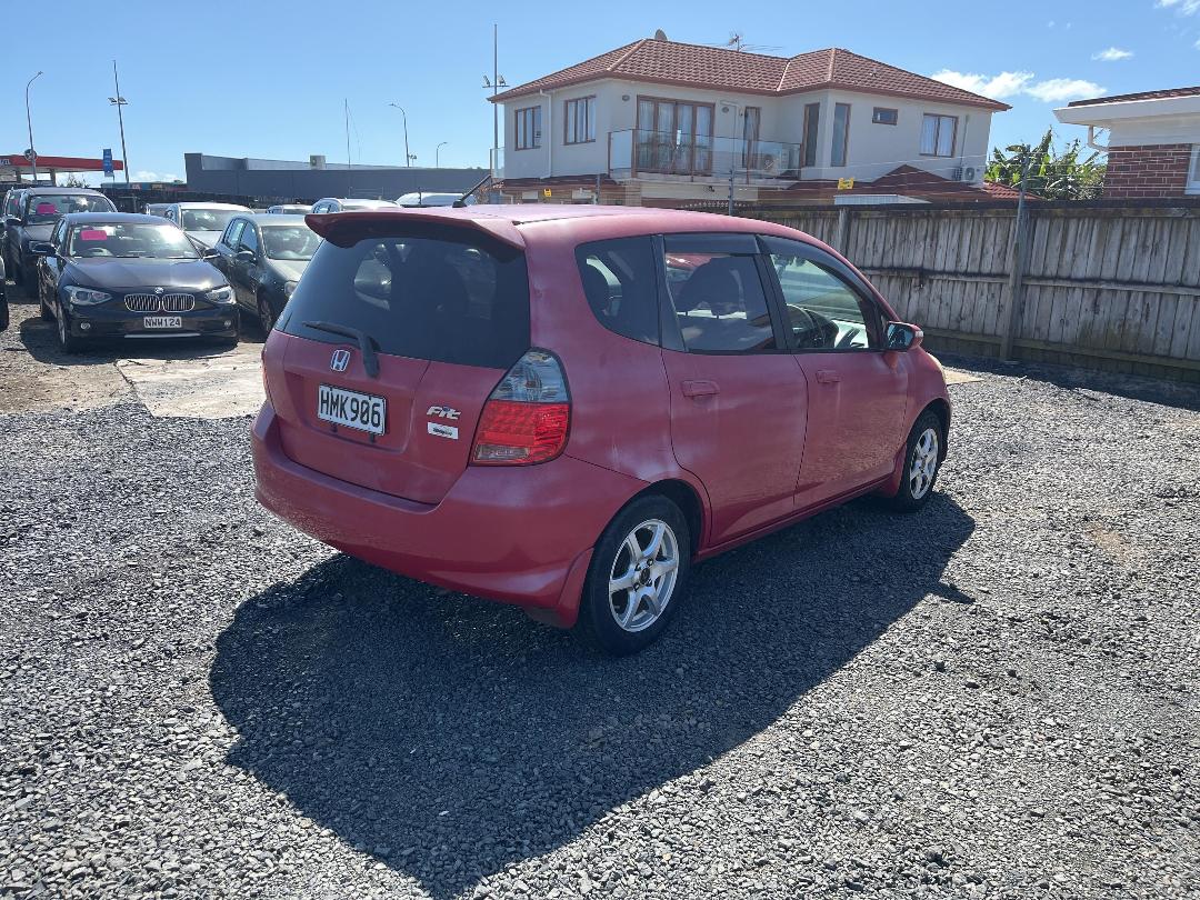 Photo '5' of Honda FIT