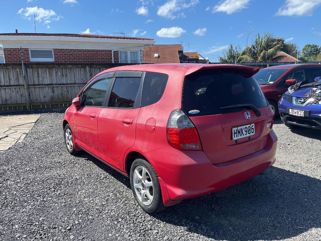 Photo '7' of Honda FIT