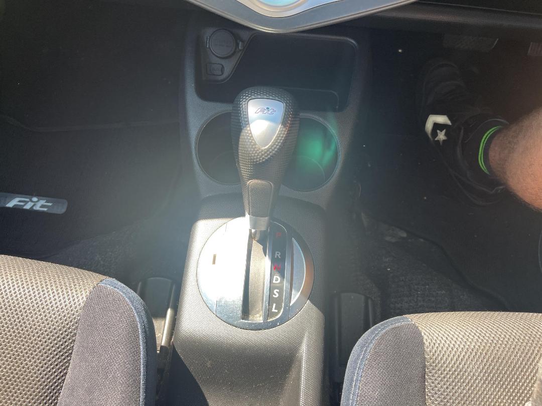 Photo '18' of Honda FIT