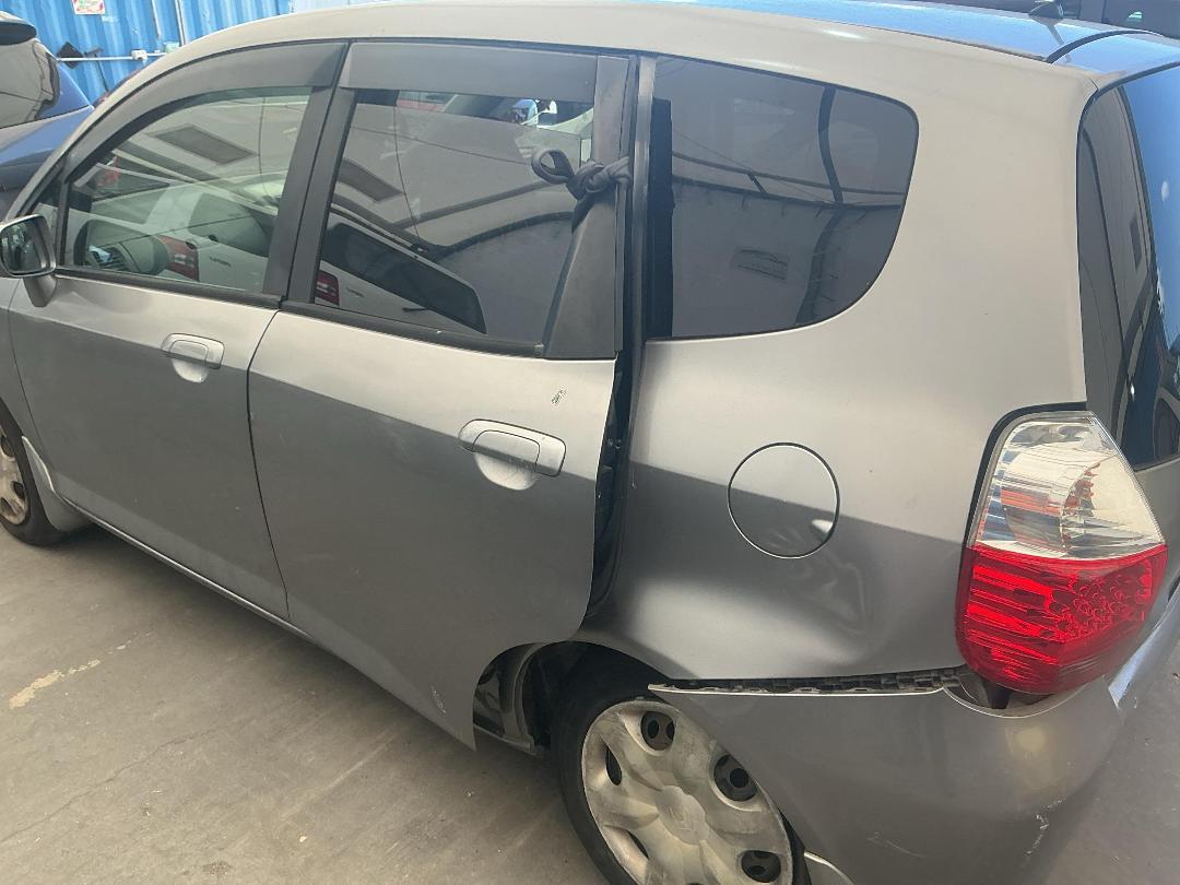 Photo '11' of Honda FIT Photo '11' of Honda FIT