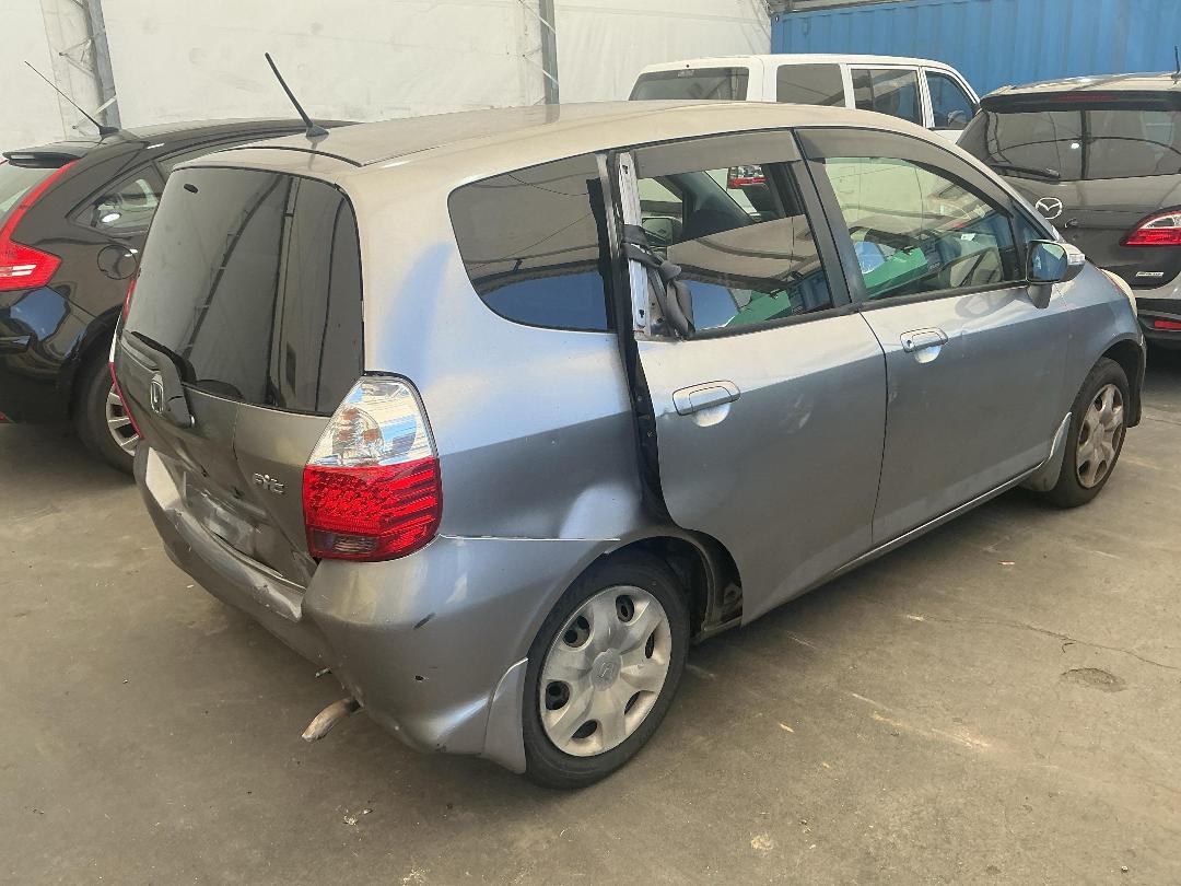 Photo '16' of Honda FIT Photo '16' of Honda FIT