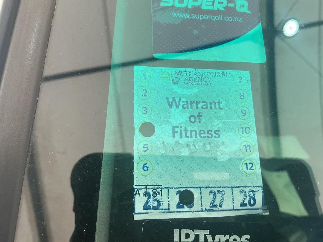 Photo '26' of Honda FIT Photo '26' of Honda FIT