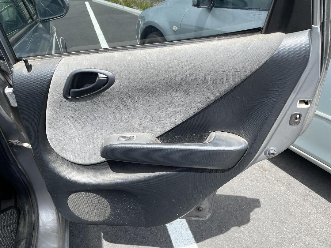 Photo '17' of Honda FIT