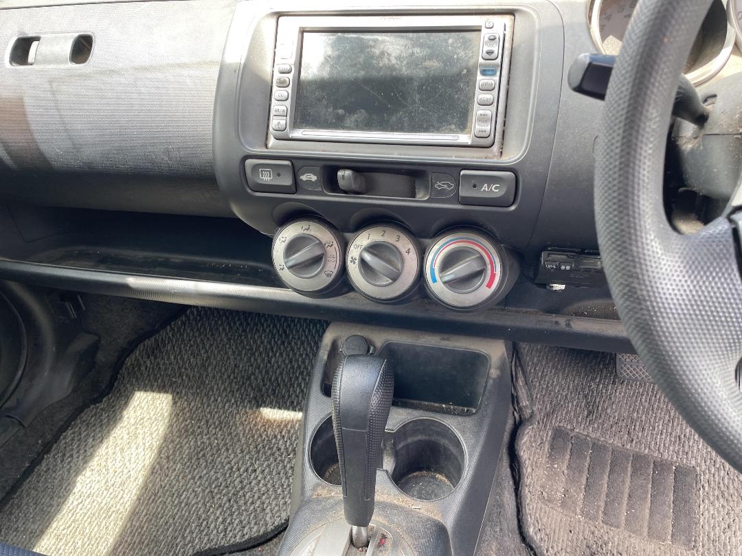 Photo '16' of Honda FIT