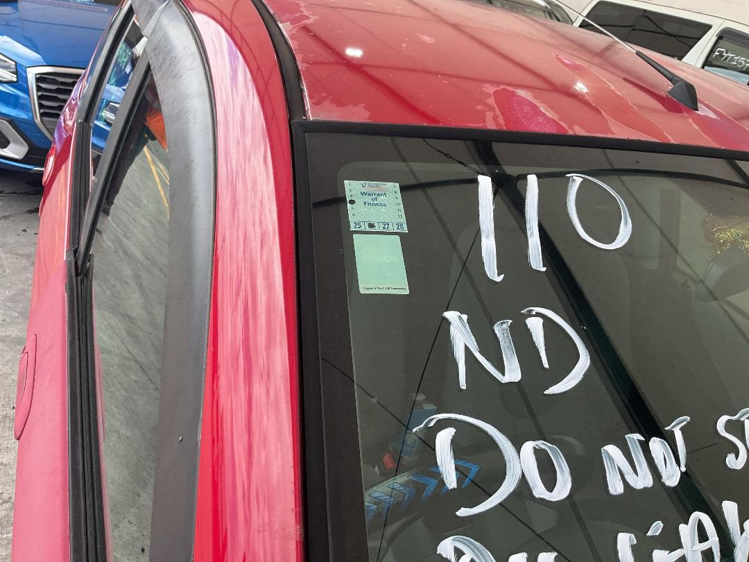 Photo '13' of Honda FIT Photo '13' of Honda FIT