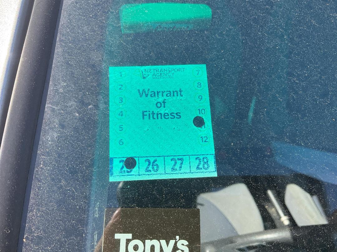 Photo '11' of Honda FIT Photo '11' of Honda FIT