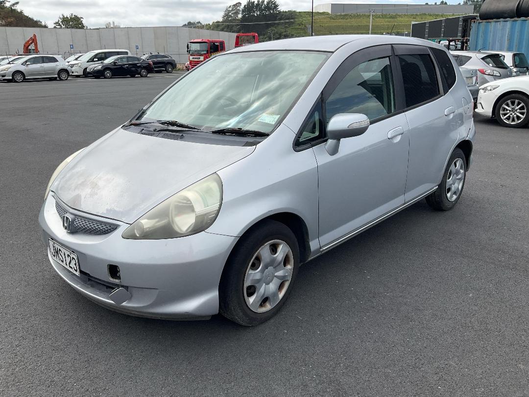 Photo '2' of Honda FIT