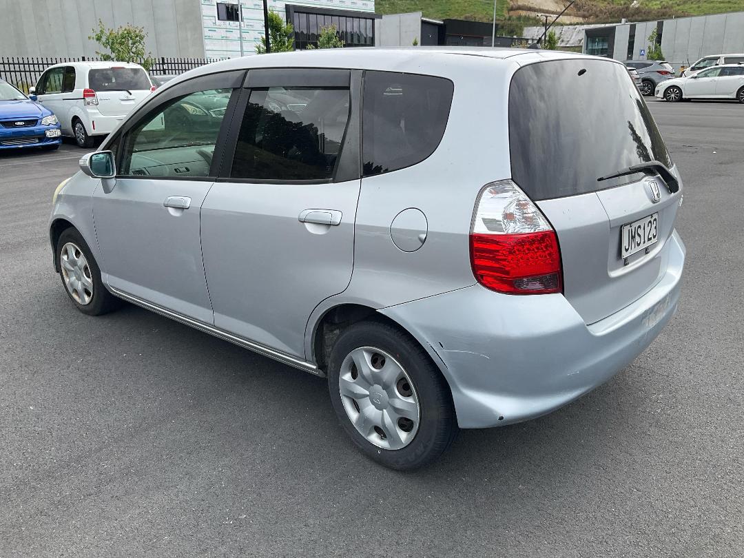 Photo '3' of Honda FIT