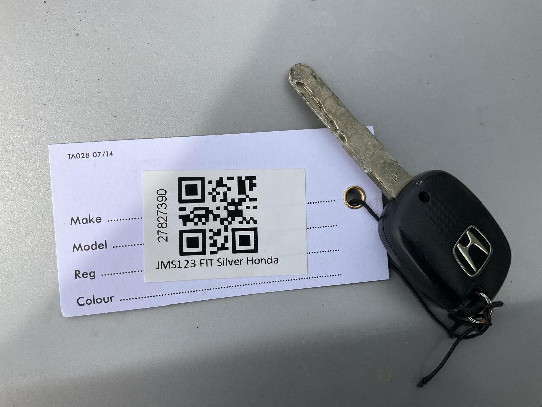 Photo '25' of Honda FIT