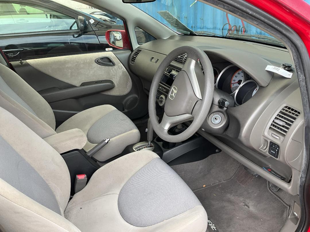 Photo '8' of Honda FIT Photo '8' of Honda FIT