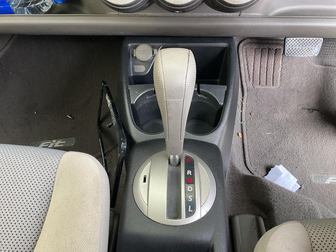 Photo '11' of Honda FIT Photo '11' of Honda FIT