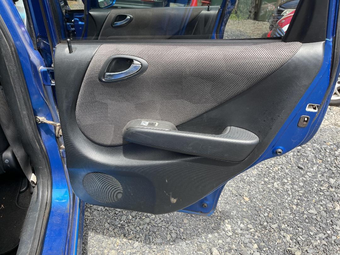 Photo '13' of Honda FIT