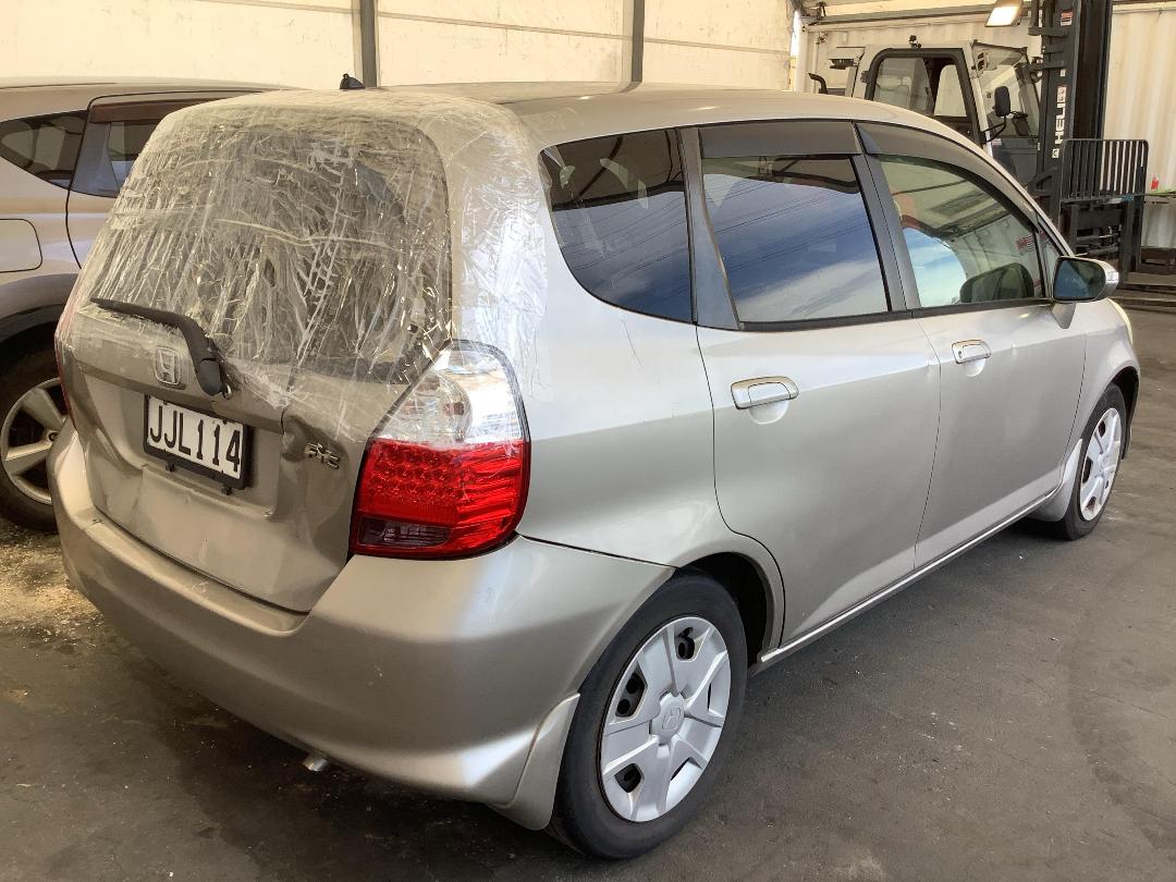 Photo '5' of Honda FIT Photo '5' of Honda FIT