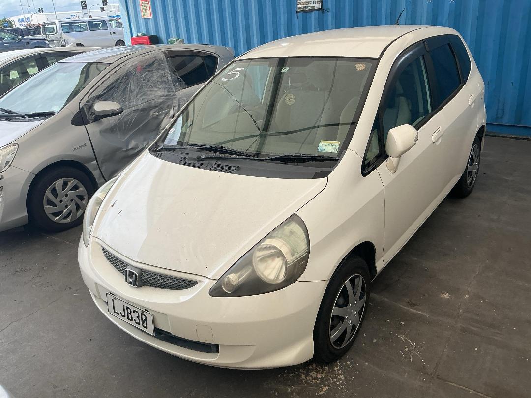 Photo '5' of Honda FIT