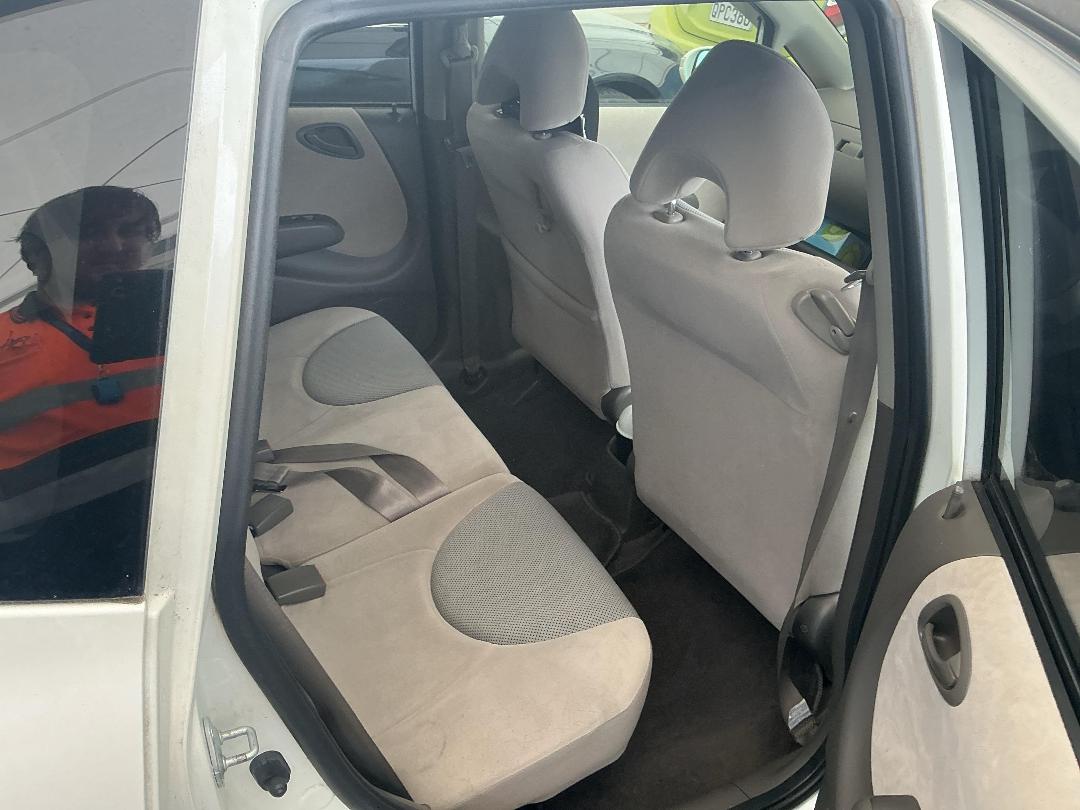 Photo '20' of Honda FIT