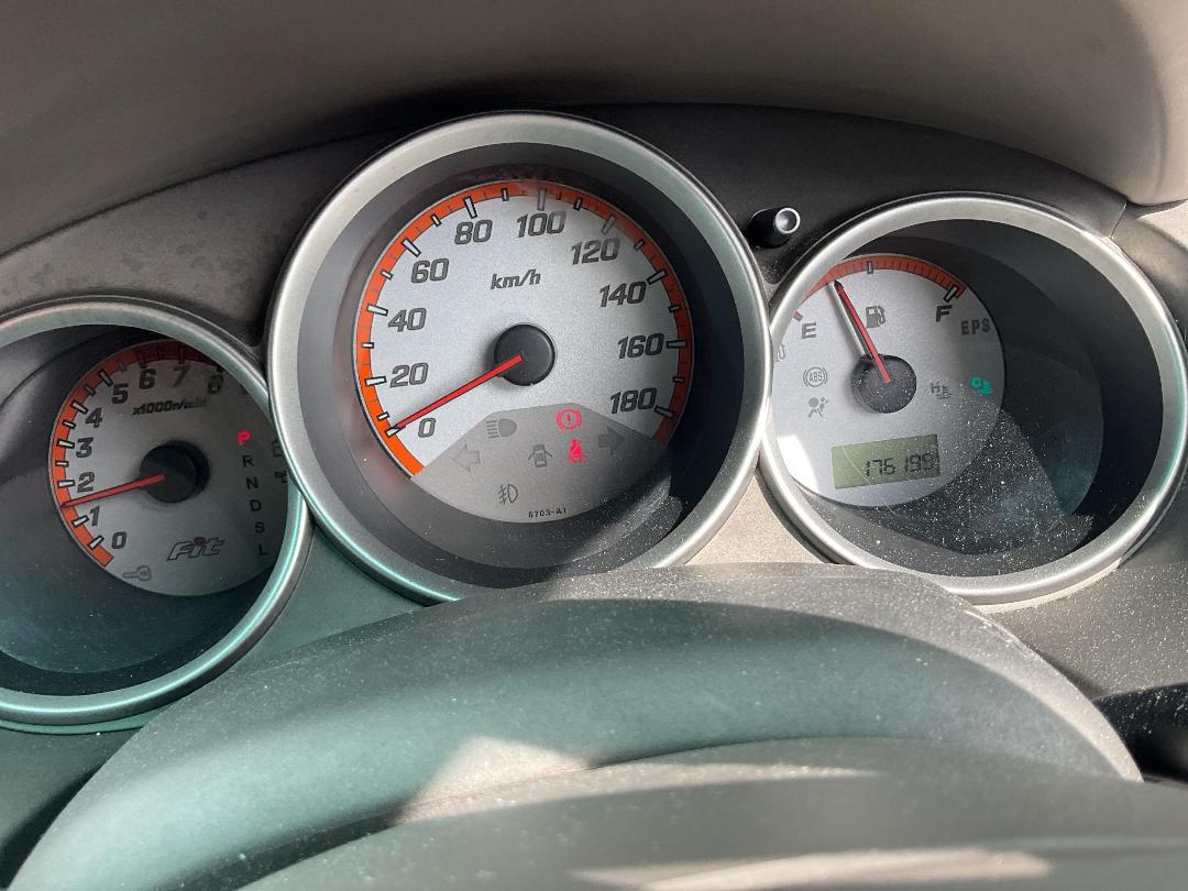 Photo '10' of Honda FIT