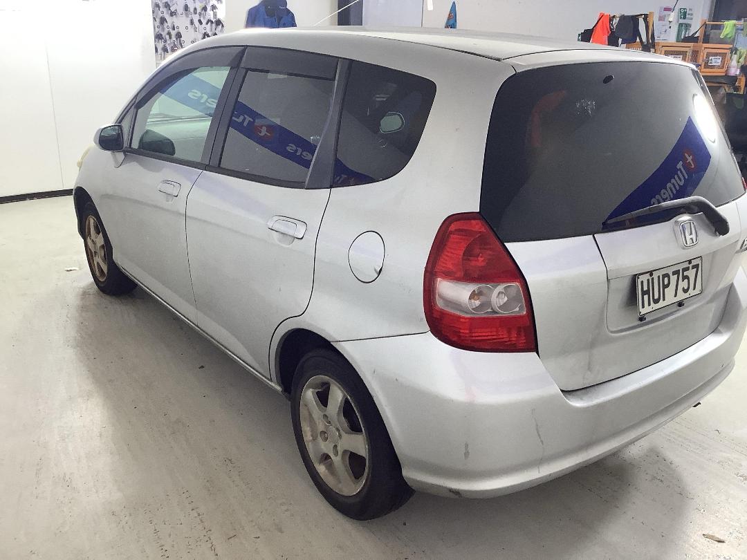 Photo '3' of Honda FIT